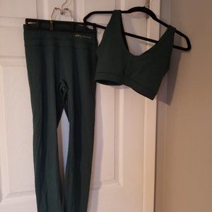 GYMSHARK X WHITNEY SIMMONS Bra & Legging Set SizeM